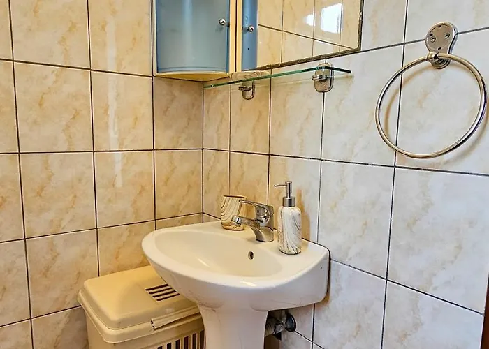 Sunlit Cozy Apartment Larnaka