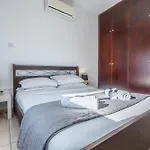 Appartamento Sunlit Cozy Larnaca
